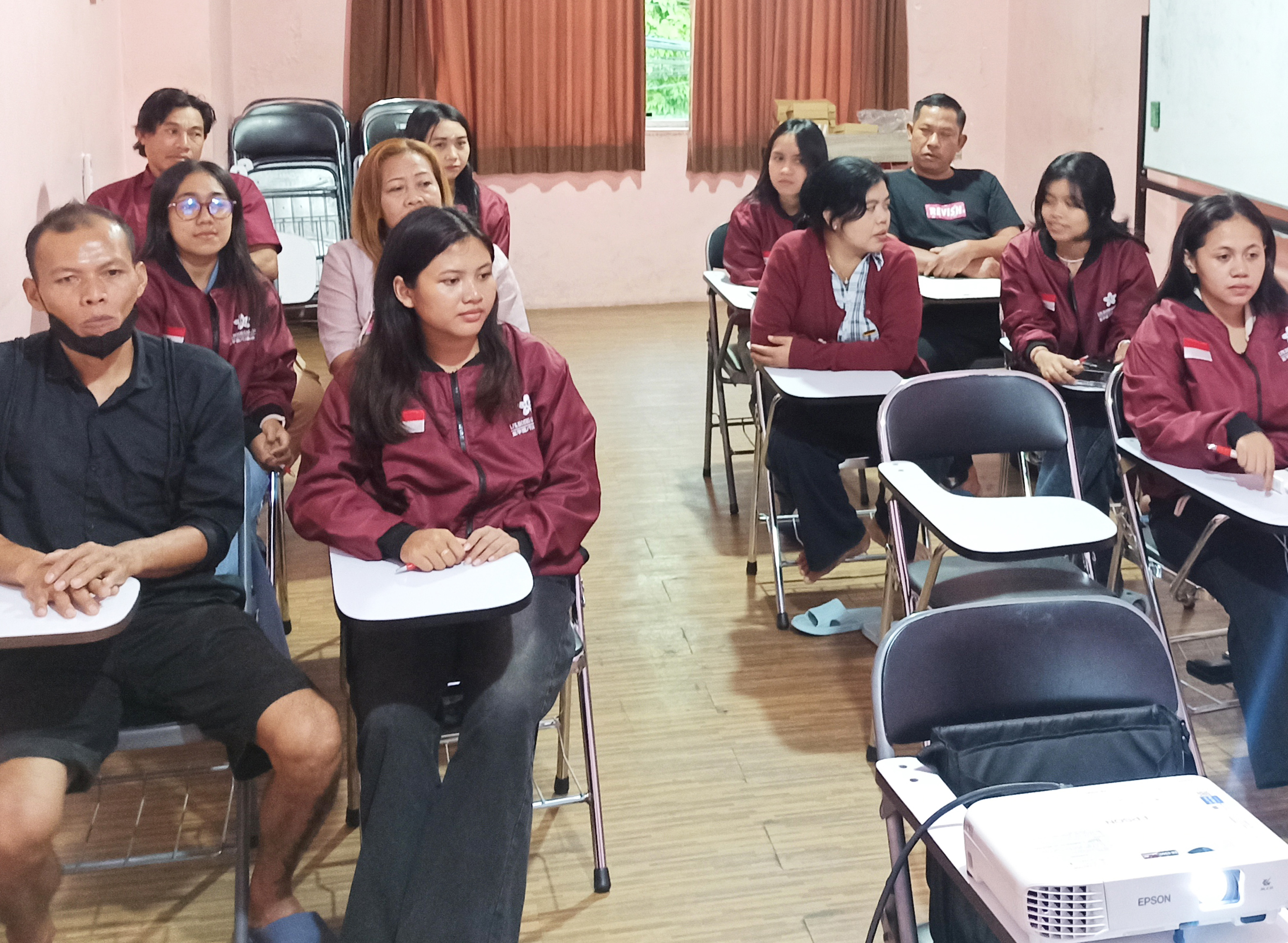 Pertemuan dengan Para Orang Tua Siswa Terkait Keberangkatan